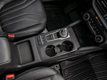 Ford Kuga PHEV Vignale Kamera AHK el. Heckklappe