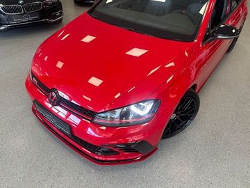 Volkswagen Golf - 4