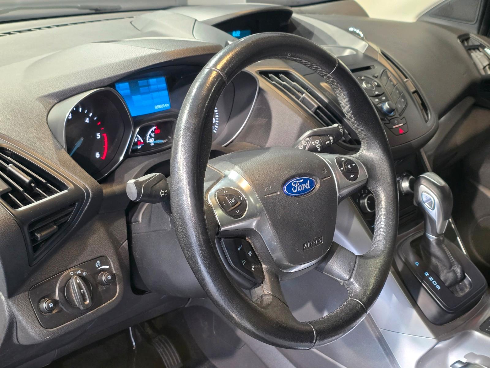 FORD KUGA - 2.0 TDCI -140 CV - 4X4 - BVA