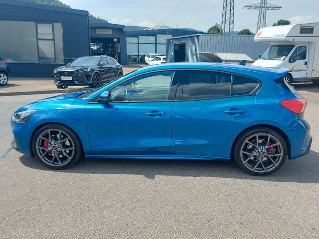 Focus Lim. ST 2.3 EcoBoost Navi LED SHZ