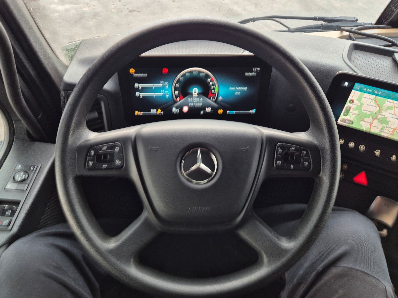 Fahrzeugabbildung Mercedes-Benz Actros 1845 LSnRL Standklima Vollspoiler