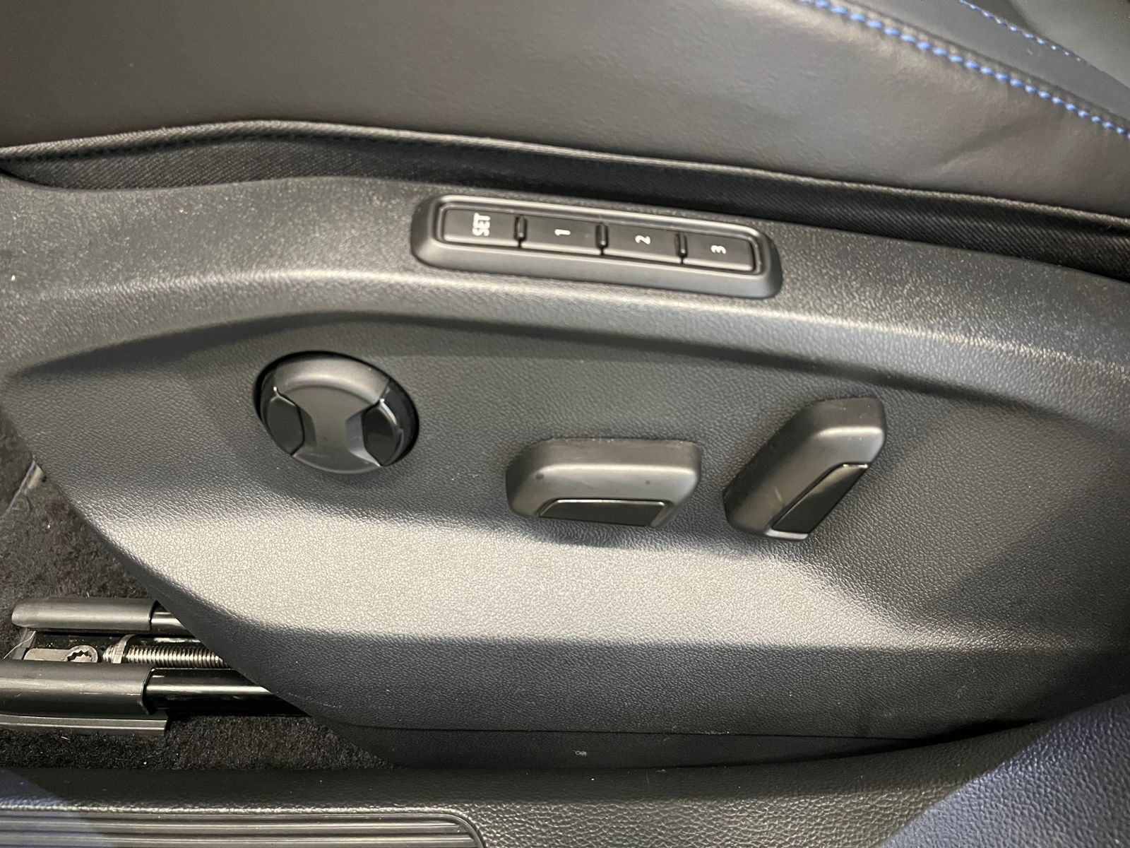 Volkswagen T-Roc - Bild 14