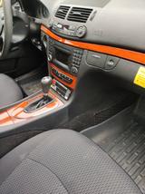 Mercedes-Benz 200 - Mercedes-Benz 200: Taxi