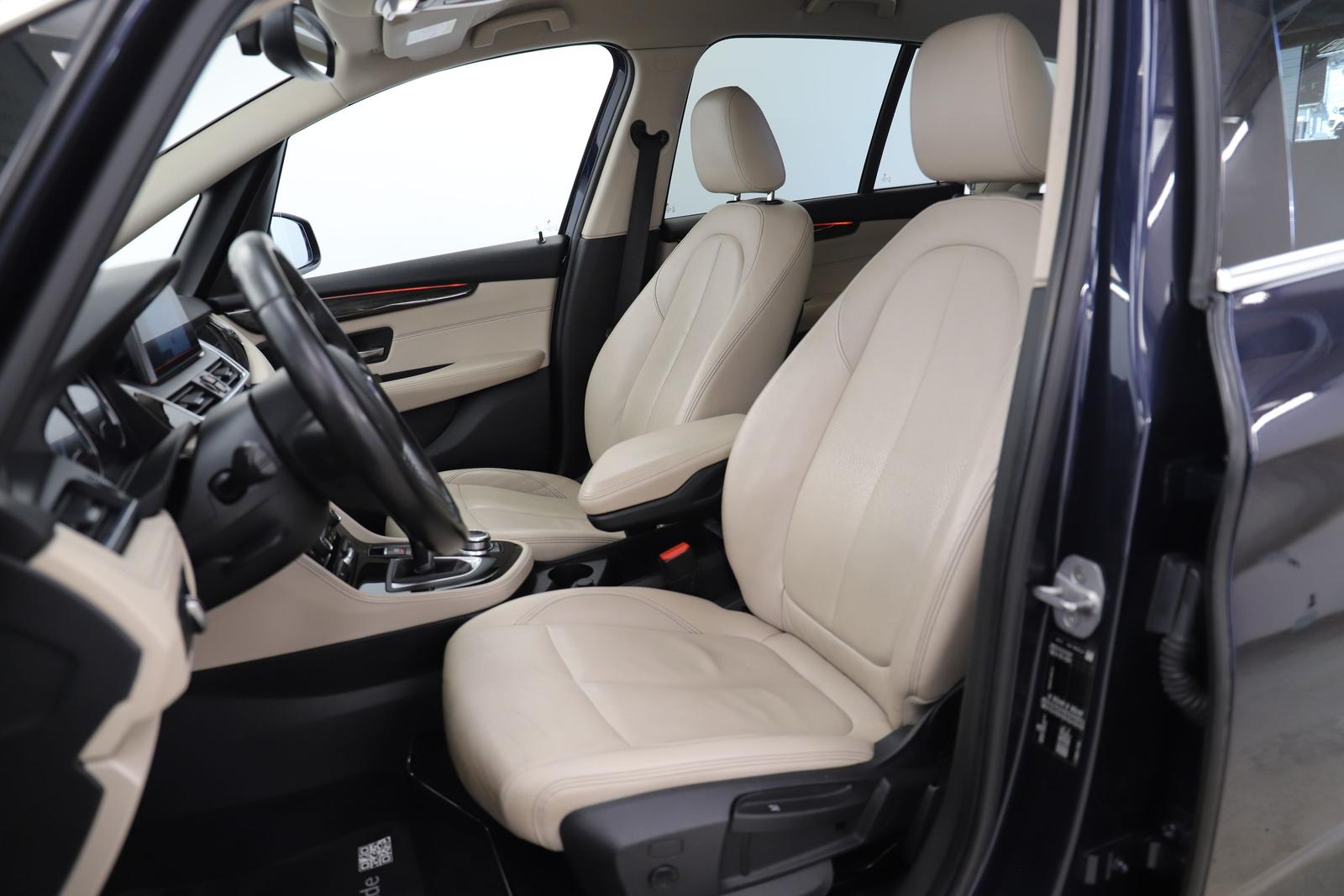 BMW 218i Gran Tourer 1.5 140PS Automatik Luxury Line