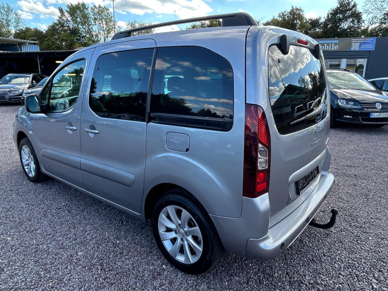 Peugeot Partner Tepee Allure 1.6 HDi *Panorama*Kamera*E6