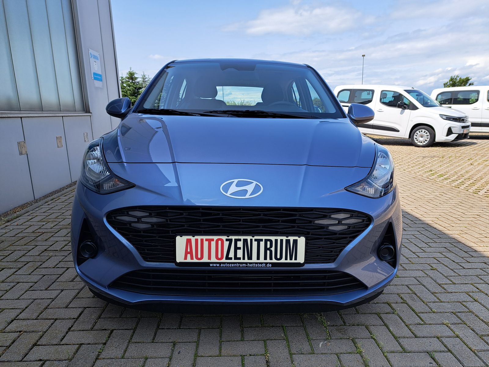 Fahrzeugabbildung Hyundai i10 1.0 MODELL 2025 NAVI WINTERPAKET KAMERA DAB