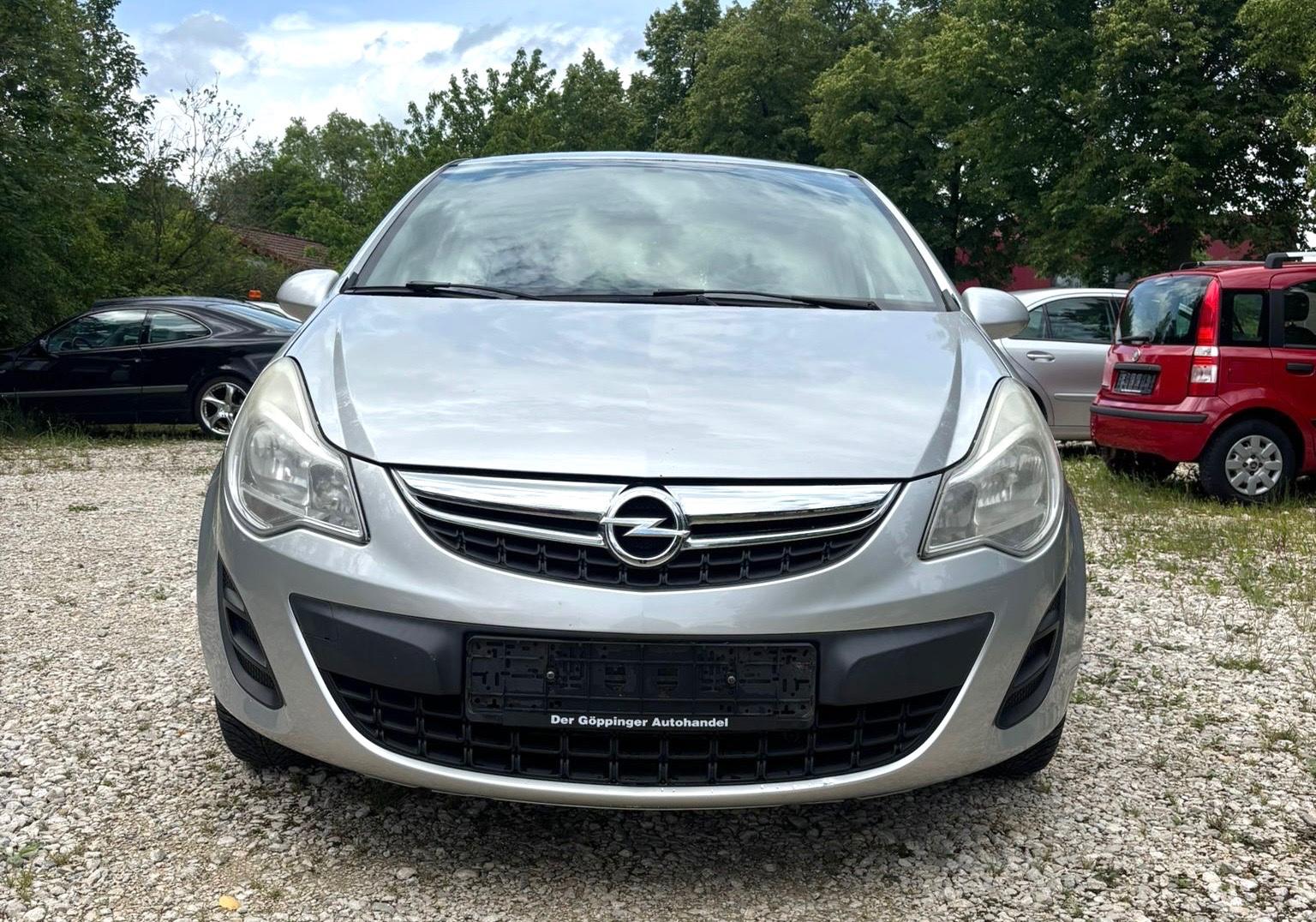 Opel Corsa D Selection