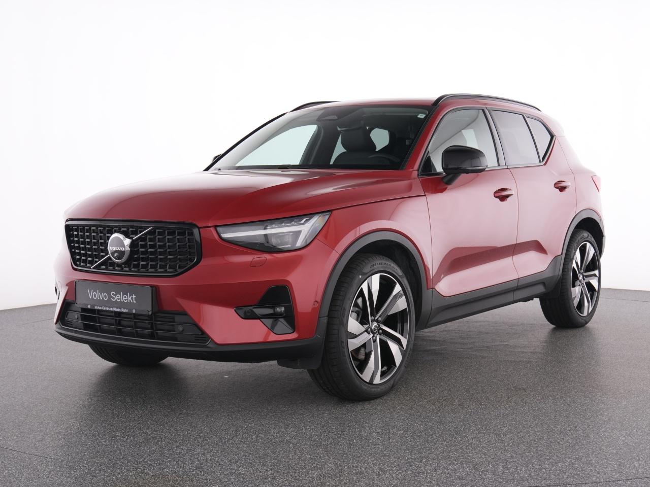 Volvo XC40 B4 PlusDark+20'+LEDER+360°+Assistenz Paket