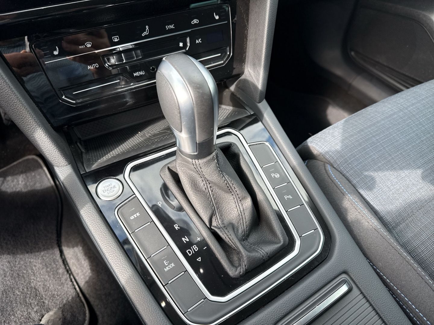 Passat Variant GTE 1.4 TSI *AHK*Navi*Kamera*