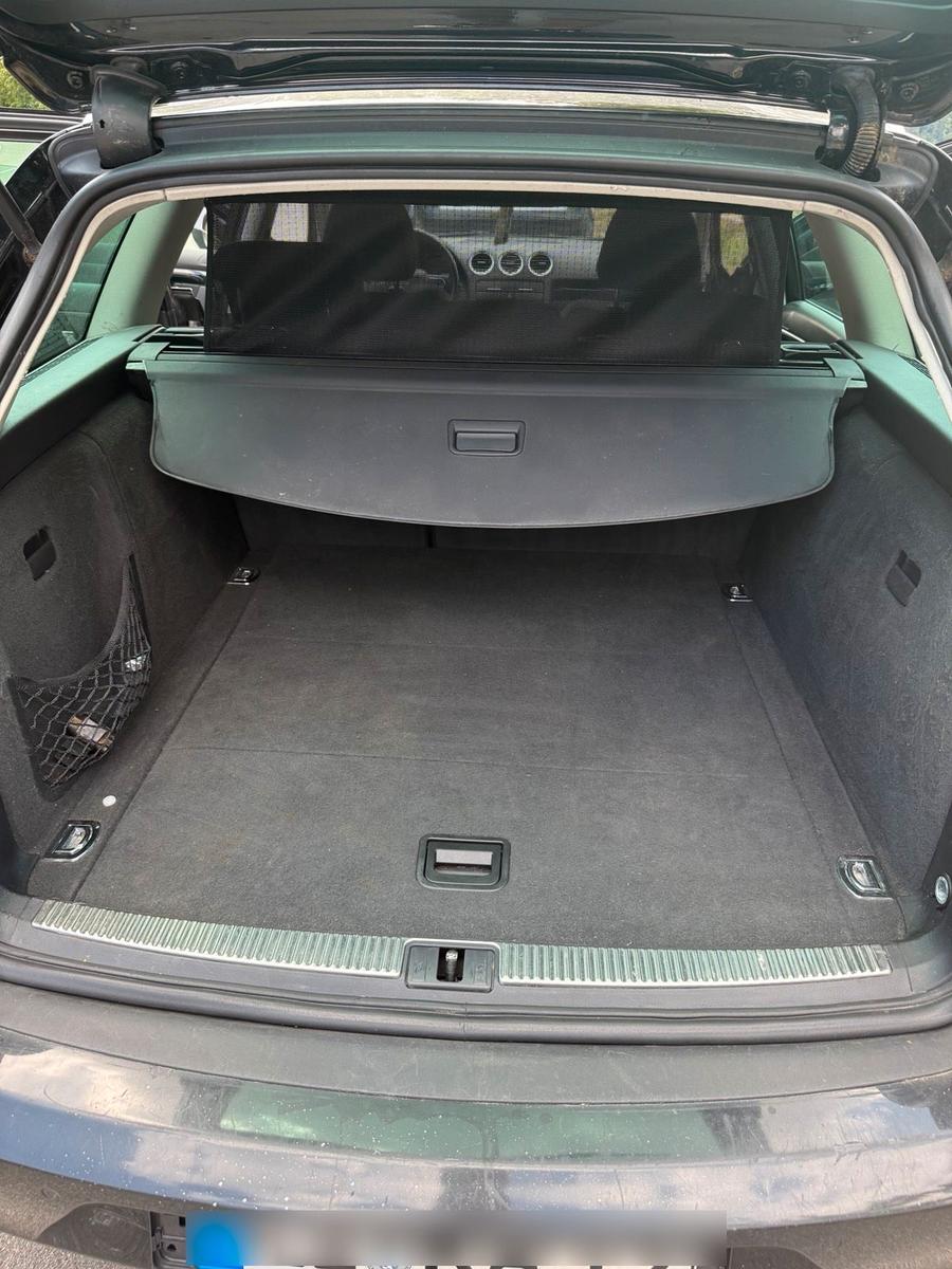 Seat Exeo 2012 — photo 13