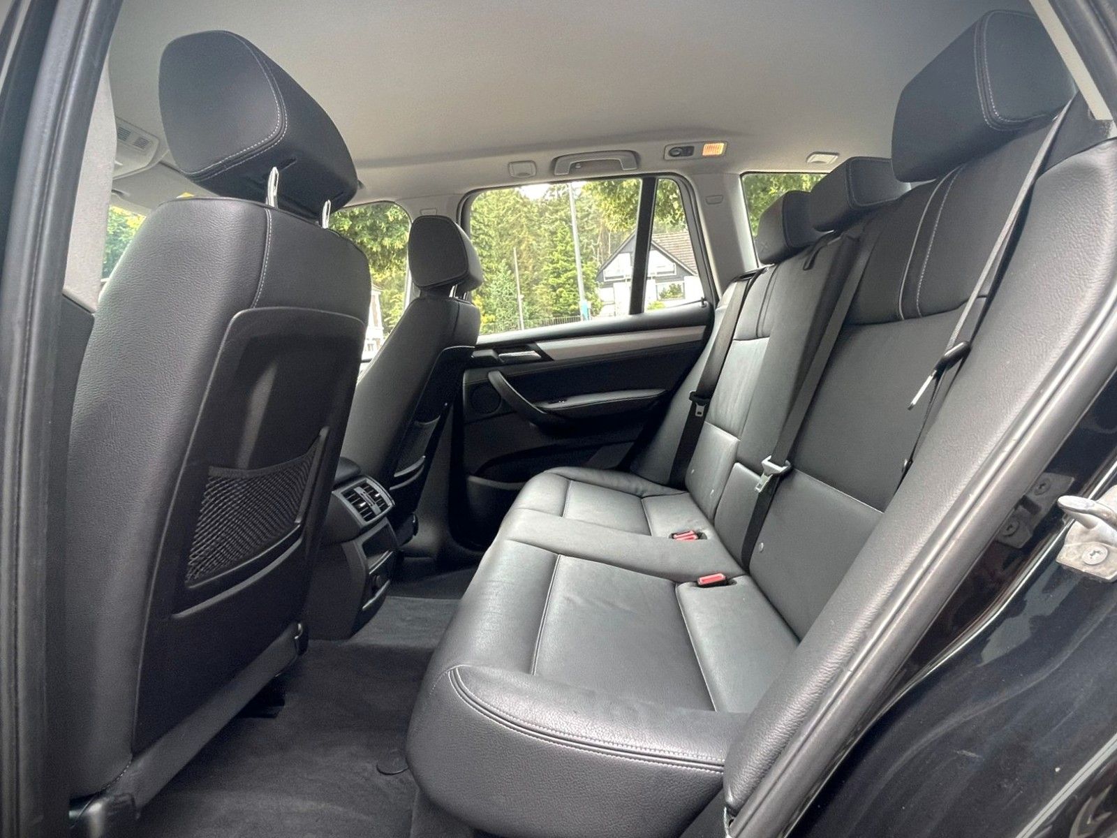 Fahrzeugabbildung BMW X3 xDrive 30d xLine SAG LEDER NAVI LED 360° 1.Hd