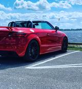 Audi TT RS plus Roadster 2.5 TFSI S tronic quattro - - Audi TT RS mit Benzin-Antrieb