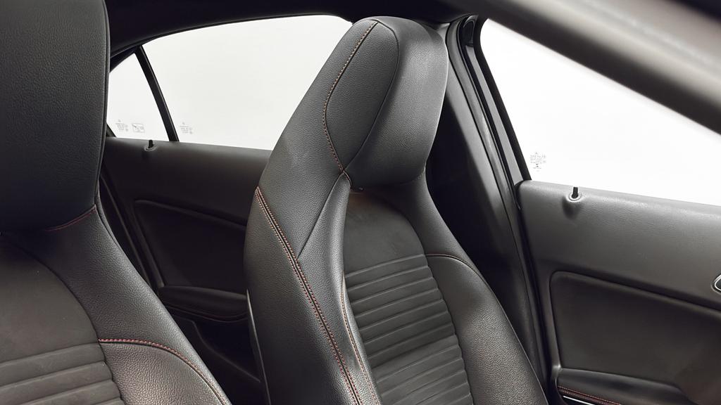 Mercedes-Benz A 45 AMG