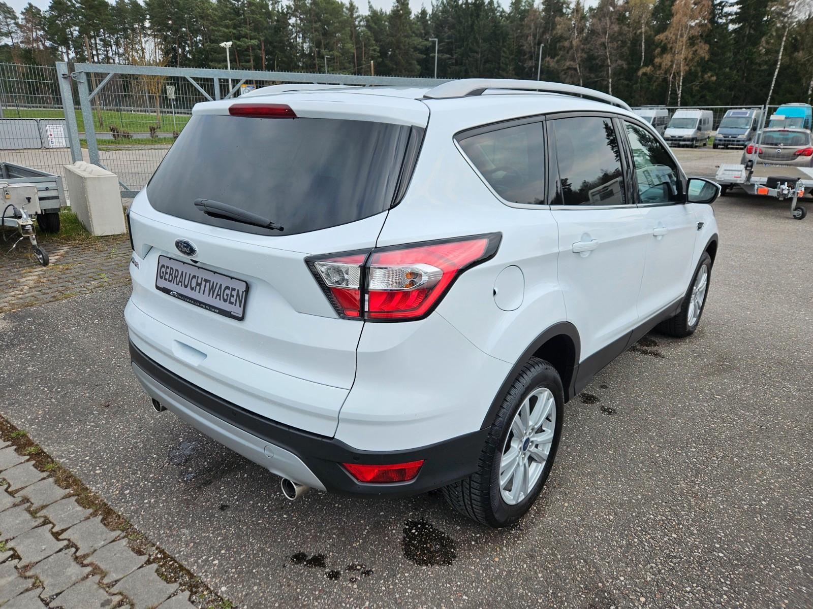 Ford Kuga /NAVI/KAMERA/LED/KLIMA/PDC/TOP!