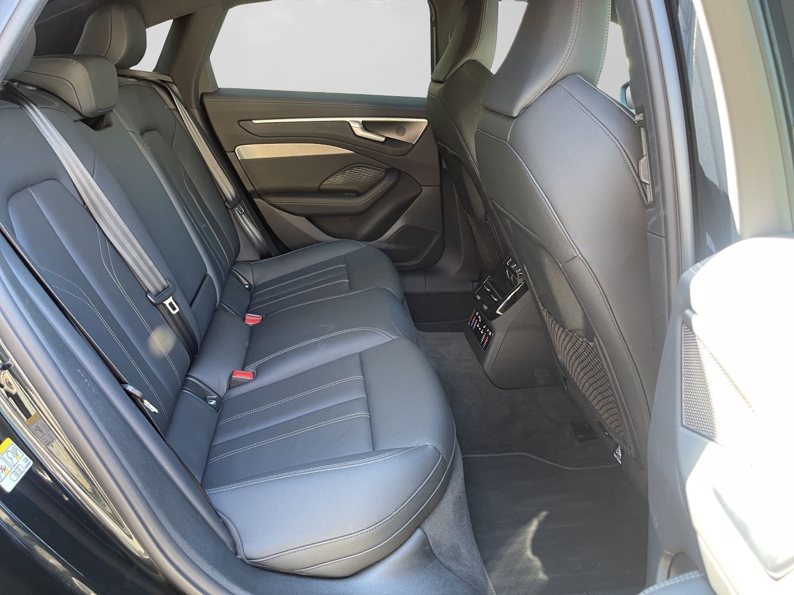 Audi A6 - Bild 6