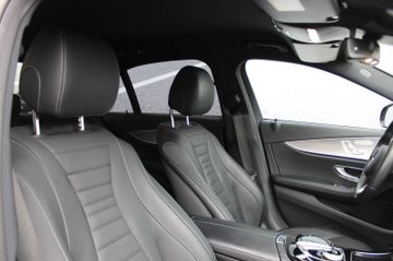 Fahrzeugabbildung Mercedes-Benz E 400 Lim. 4Matic AMG Line Widescreen 19"