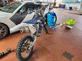 Yamaha YZ250F Modell 2010 Vollcross - Offers matching your search criteria
