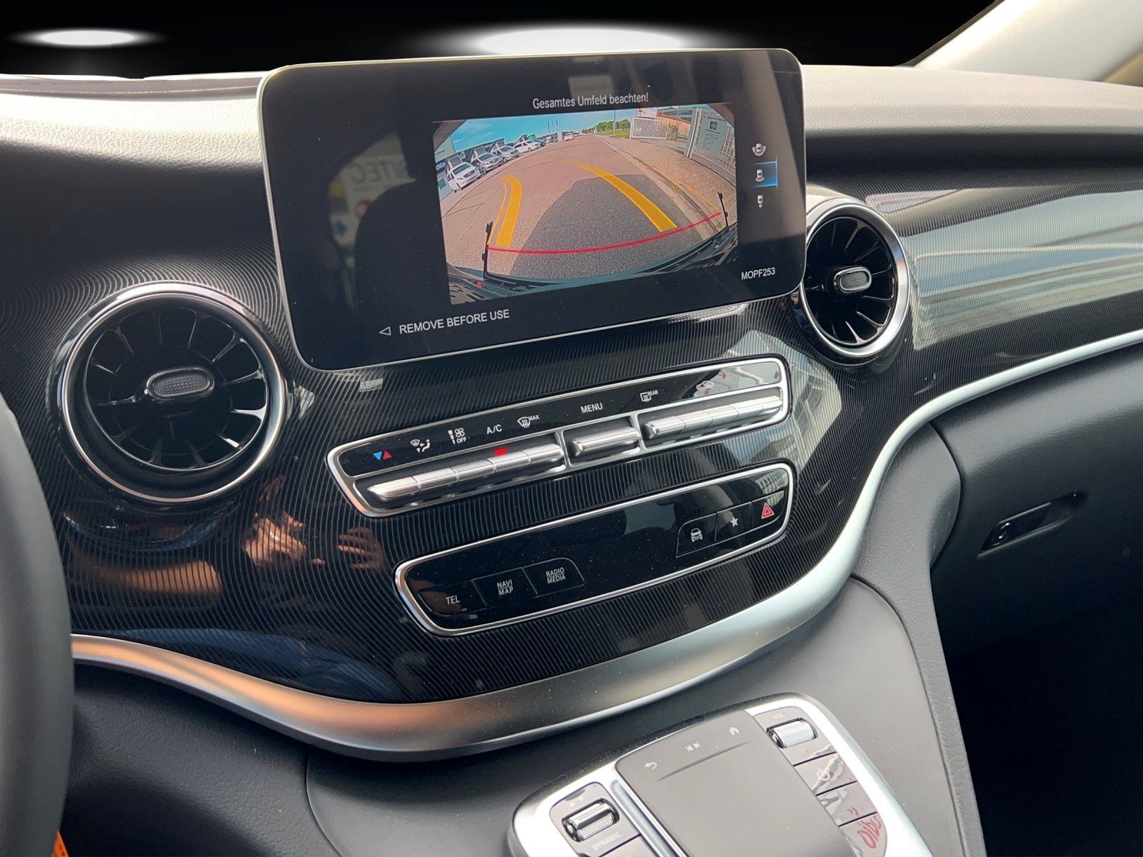 Fahrzeugabbildung Pössl V 250d Pössl CAMPSTAR Küche Markise 360°ILS Navi