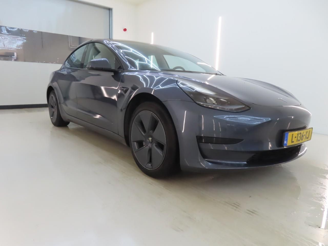 Tesla Model 3 Standard RWD Plus 90,1% SoH [ LFP-ACCU+A imagem 3