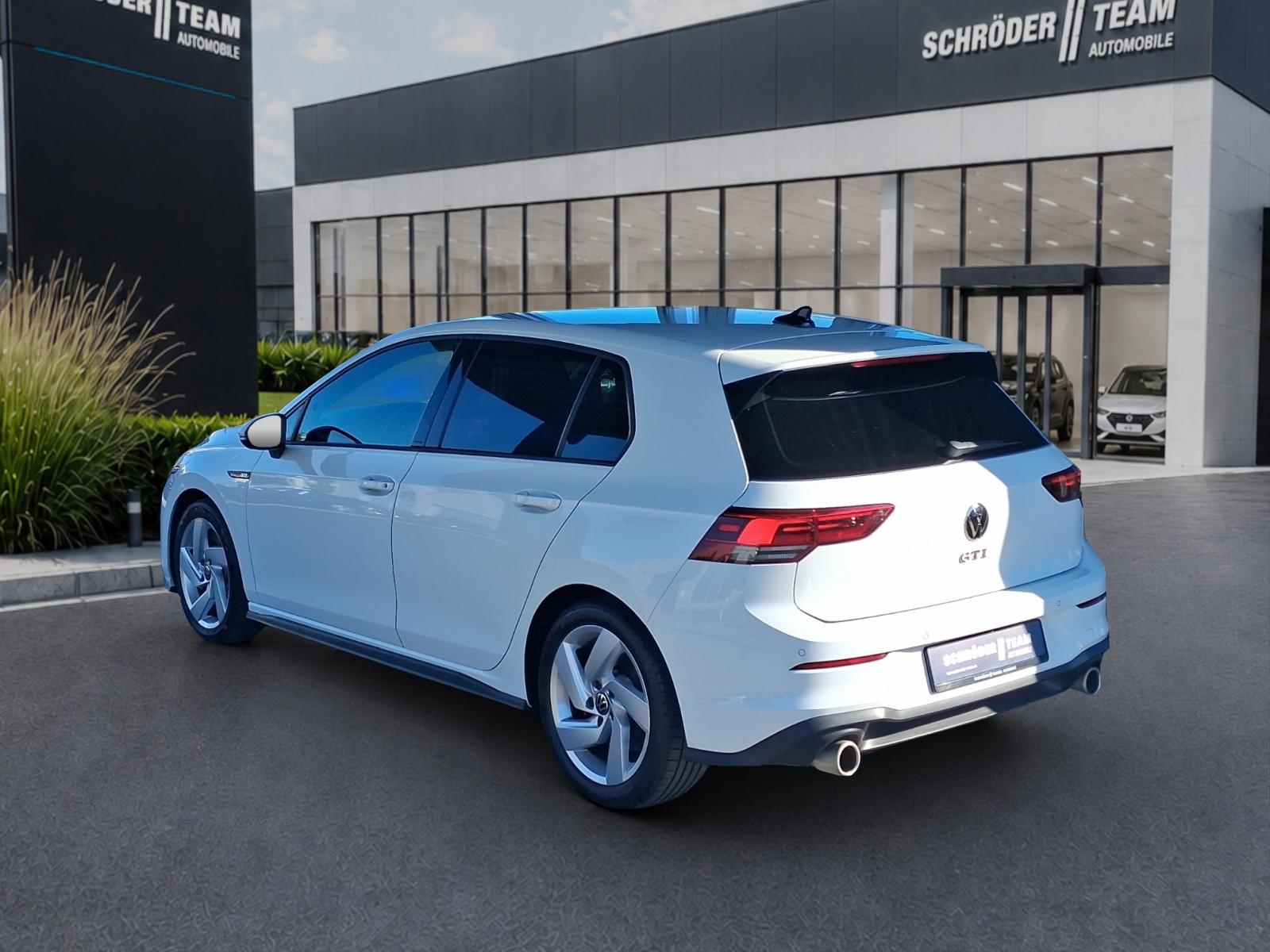 Volkswagen Golf VIII 2.0 l TSI DSG GTI Automatische Distanz, миниатюра 3