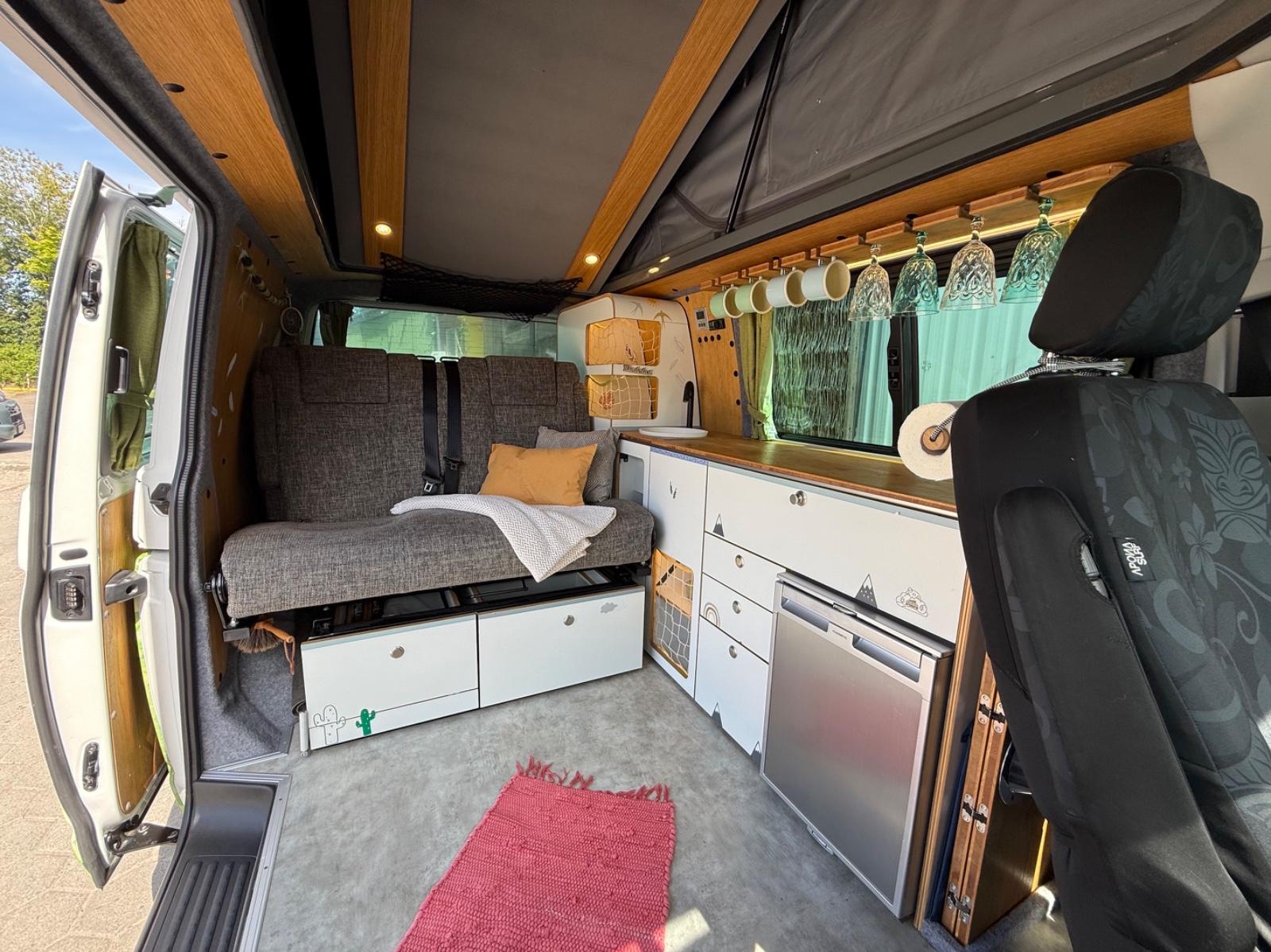 Volkswagen T6.1 Indiv. Ausbau - vglb. VW California Ocean