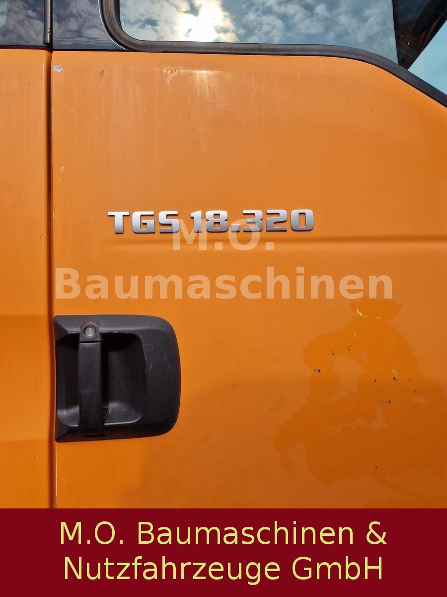 Fahrzeugabbildung MAN TGS 18.320 /ZOELLER Aufbau Müllwagen