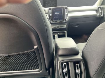 Volvo XC40 - 10
