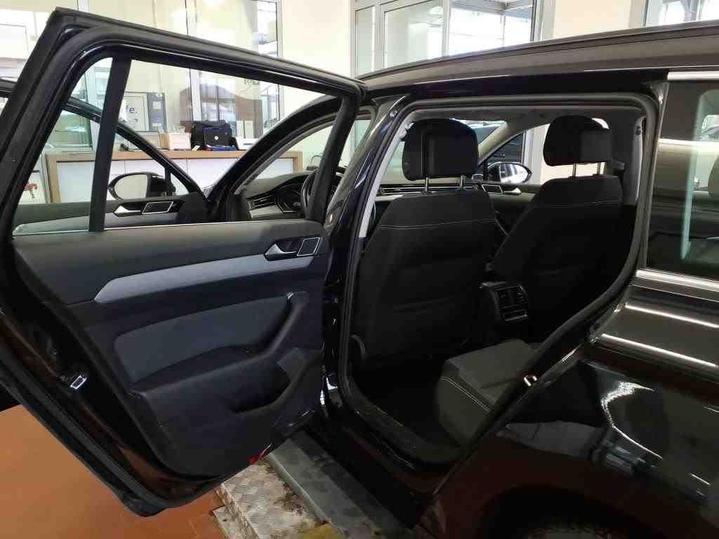 Volkswagen Passat Variant - Bild 10