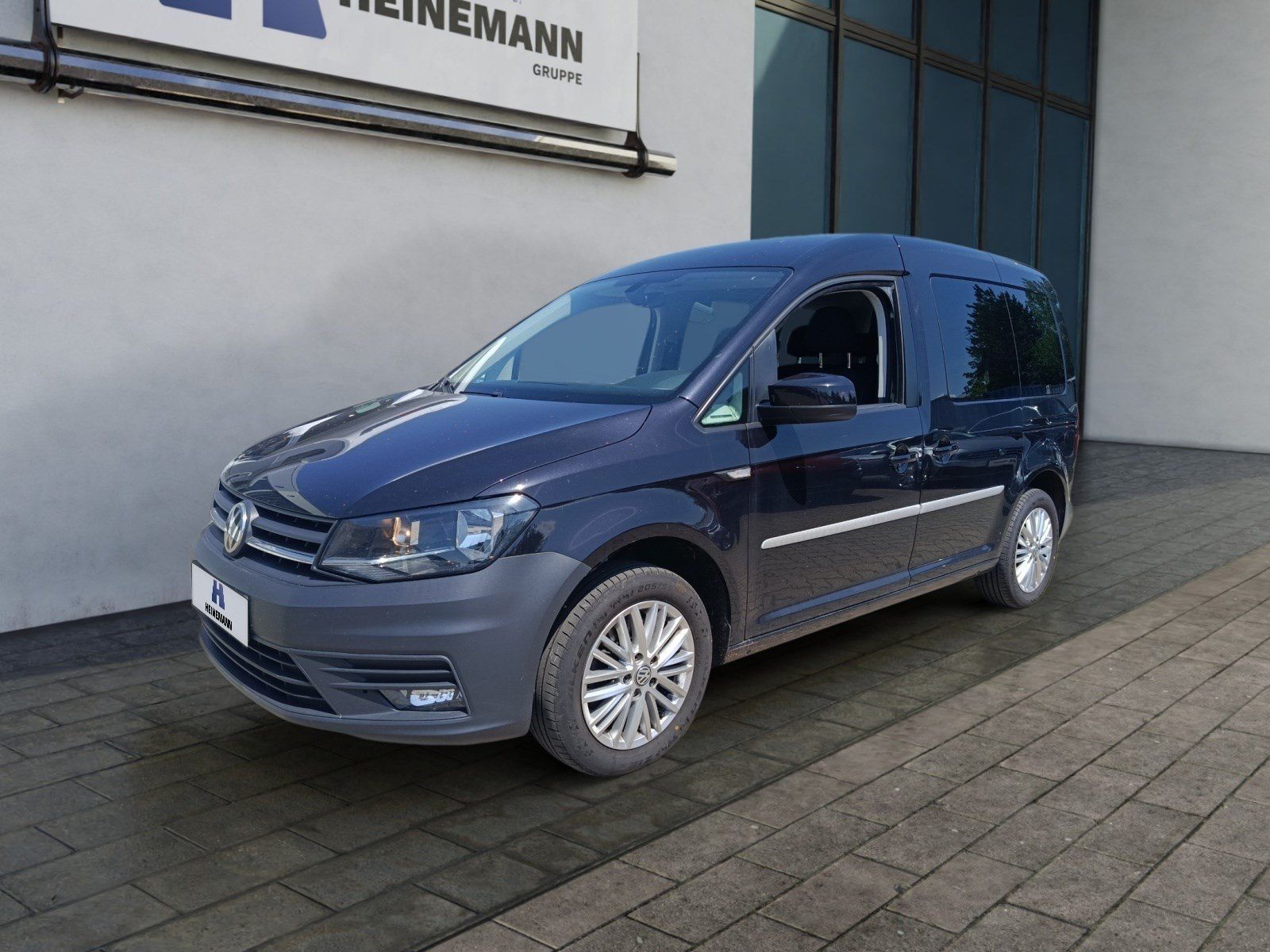 VW Caddy 1.4 TSI 125PS Trend BMT -SITZHZ-AHK-