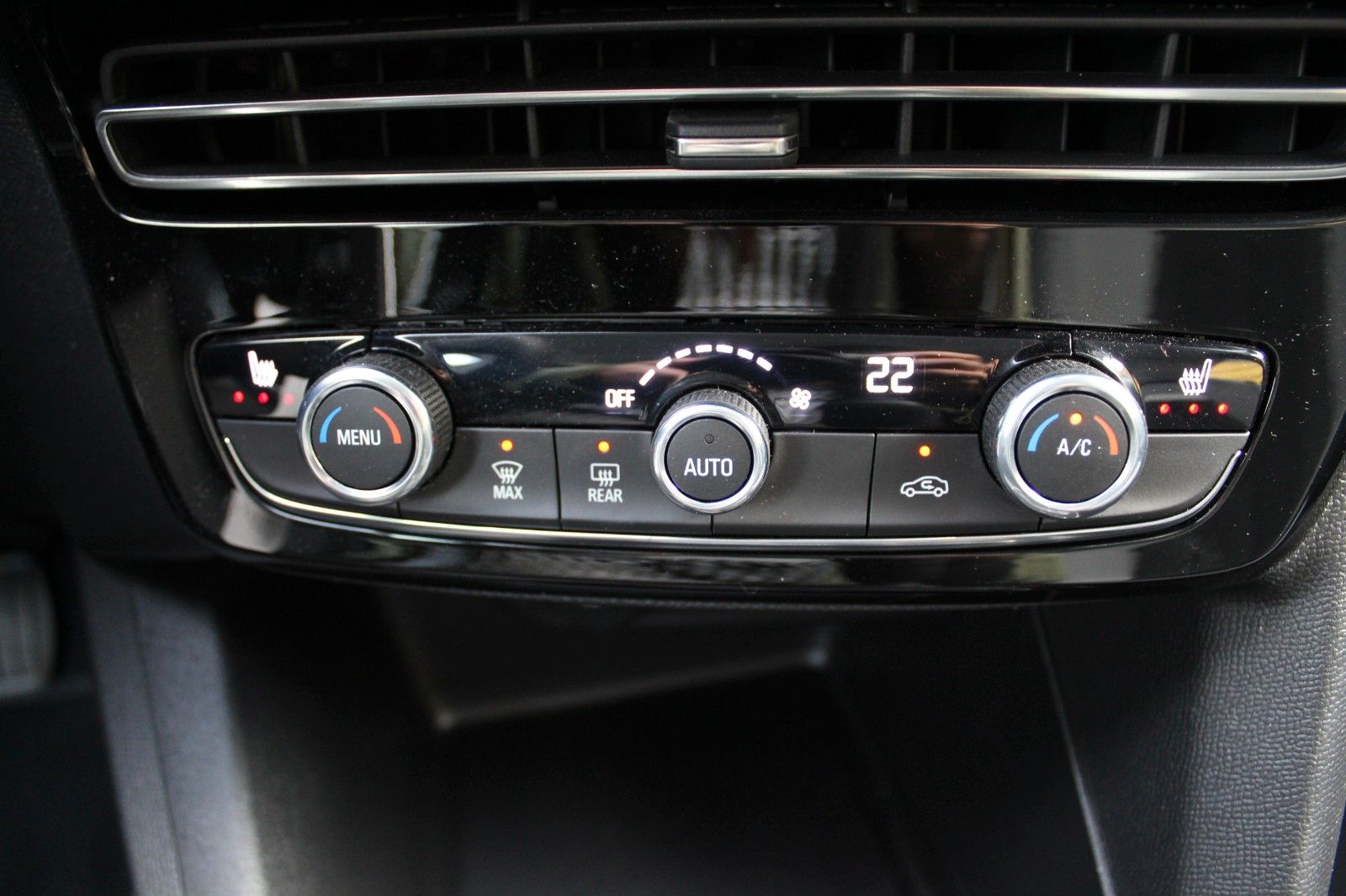 Fahrzeugabbildung Opel Mokka Elegance 1.2 Turbo