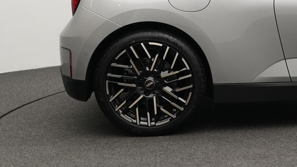 MINI Cooper SE - Bild 17