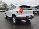 Volvo XC40 T2 Essential Keyless-Start/Autom./Klima/LED - Volvo XC40: Essential