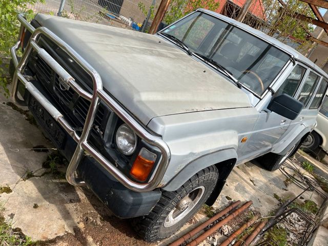 Nissan Patrol Y60 lang 2,8 TD Klima Allrad...