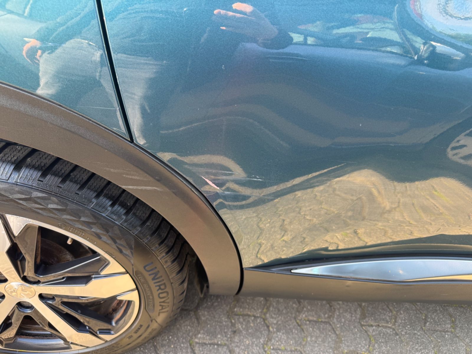 Fahrzeugabbildung Peugeot 5008 Allure GT Line Leder+7 Sitzer+LED+Panorama+
