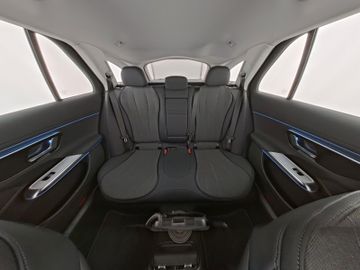 Mercedes E 300 - 8