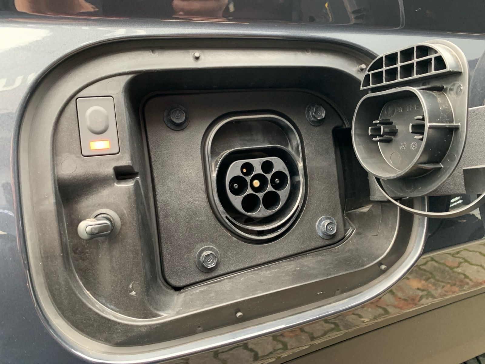 Fahrzeugabbildung Hyundai TUCSON 1.6 T-GDI Trend Plug-In Hybrid 4WD Krell