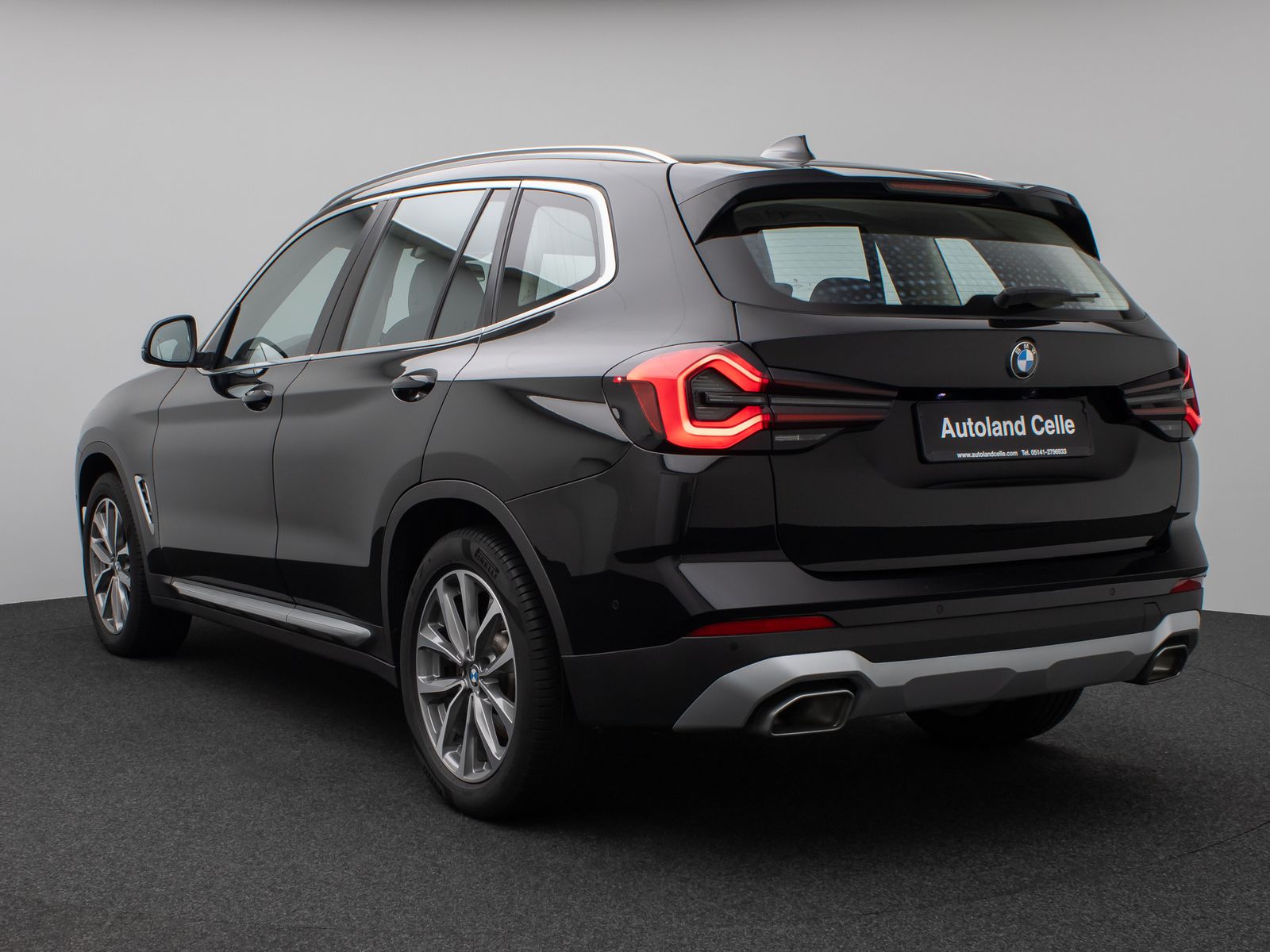 Fahrzeugabbildung BMW X3 xD20i Kamera DAB HiFi Leder M Sport 19Zoll