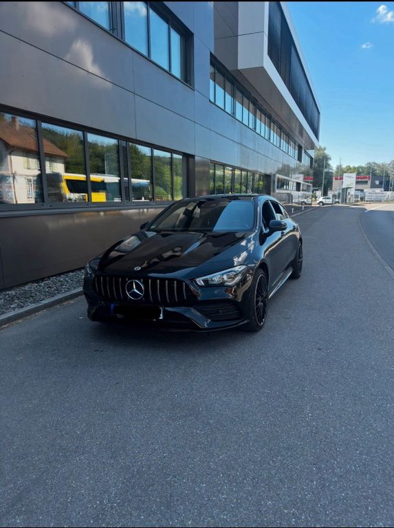 Image of Mercedes-Benz CLA 250