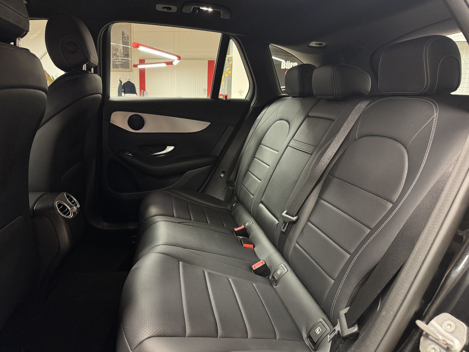 Fahrzeugabbildung Mercedes-Benz GLC 250 4Matic /LED/Navi/CAM/Spur/Ahk