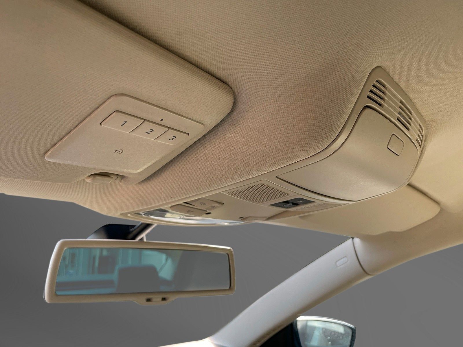 Fahrzeugabbildung Volkswagen Passat CC*Alcantara*Soundsystem*Sthz*2-Zonen*ACC