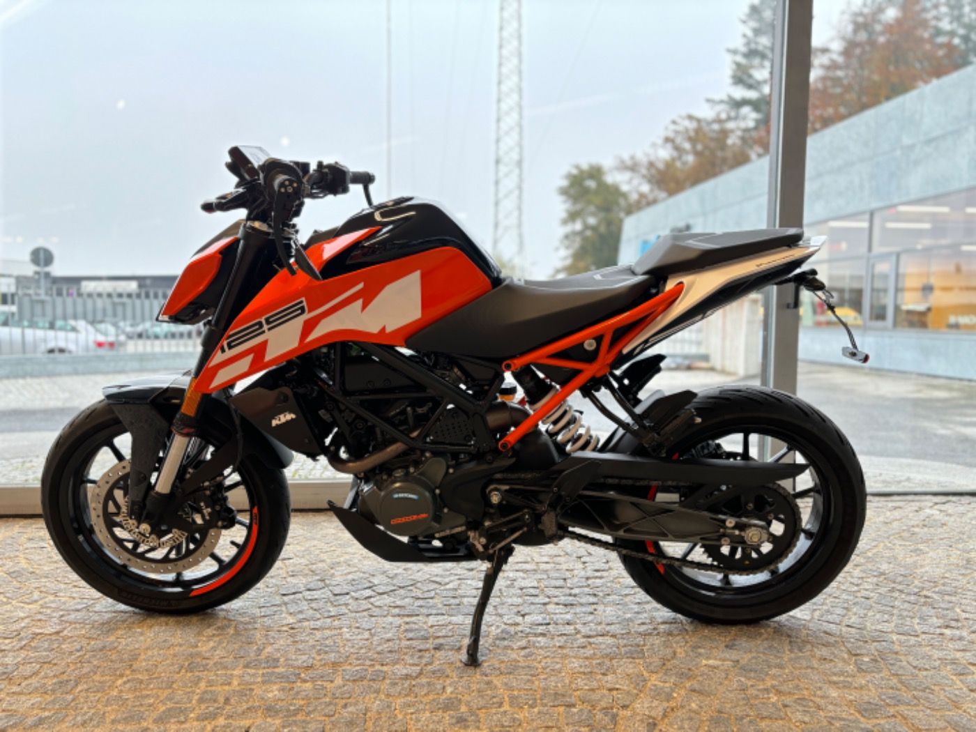 Fahrzeugabbildung KTM 125 Duke