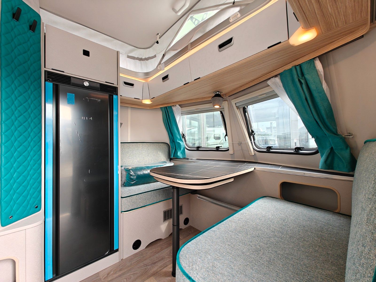 Fahrzeugabbildung HYMER / ERIBA / HYMERCAR Touring 642 Urban - JETZT 5.012€ SPAREN !