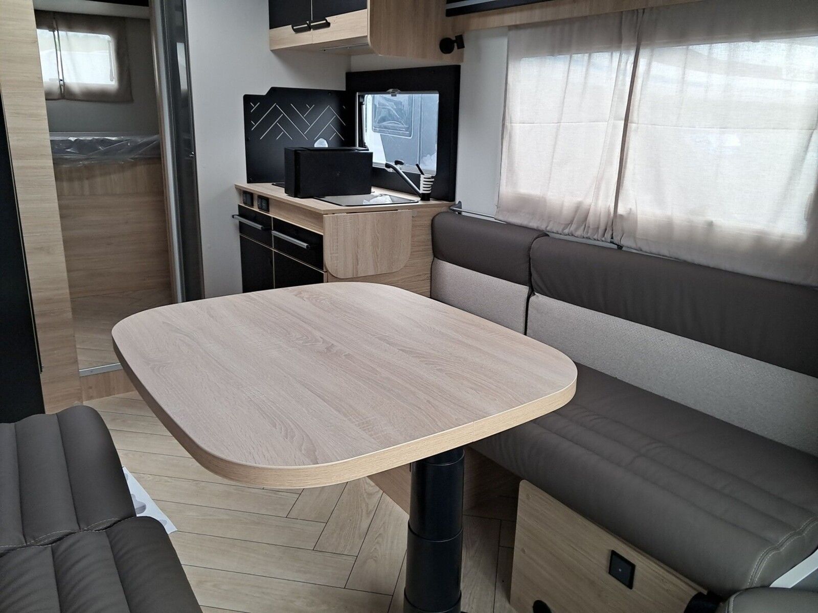 Fahrzeugabbildung Chausson Teilintegriert Titanium Line 720 Dörr30YEdition