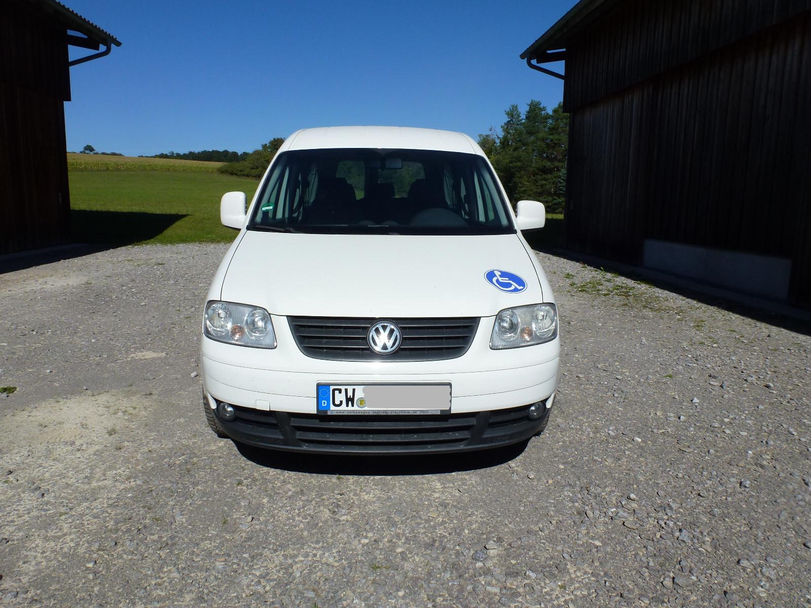 Volkswagen Caddy Maxi Life Rollstuhlrampe