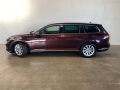 Fahrzeugabbildung Volkswagen Passat Variant 2.0 TDI DSG HUD Pano 360° LED ACC