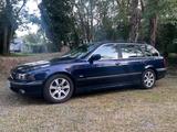 BMW 540i Touring V8 4.4  - BMW 540 aus 2000: 540i
