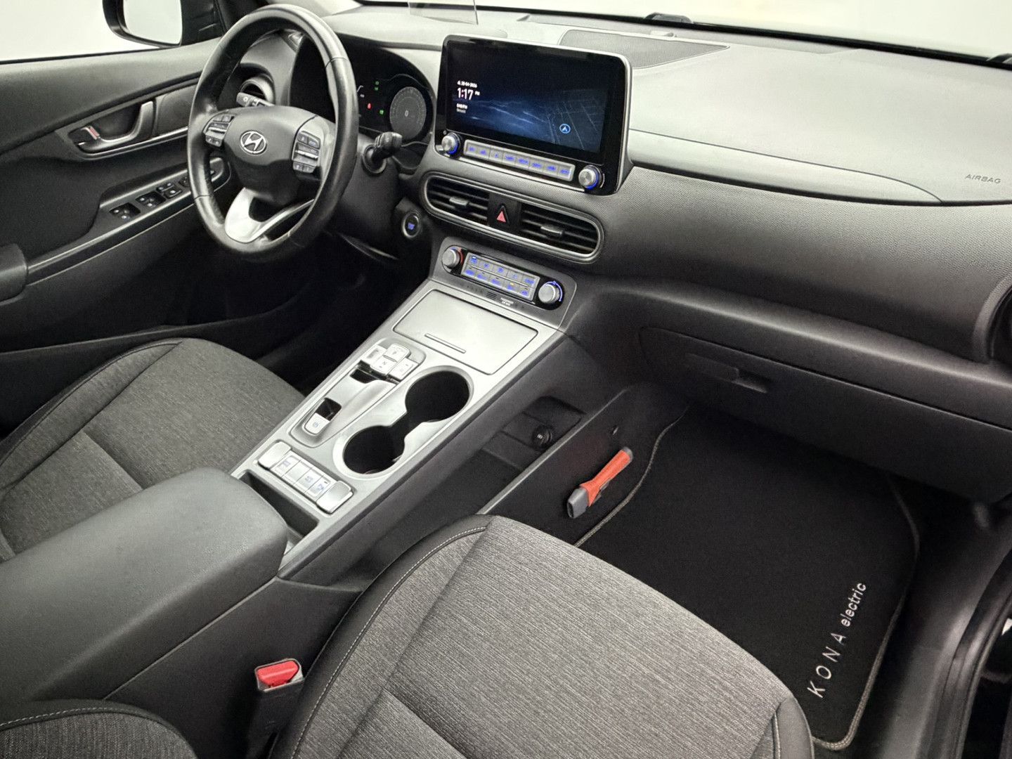Hyundai Kona EV Fashion 64 kWh 3- Fase SOH 95,3% | Warmt imagem 3