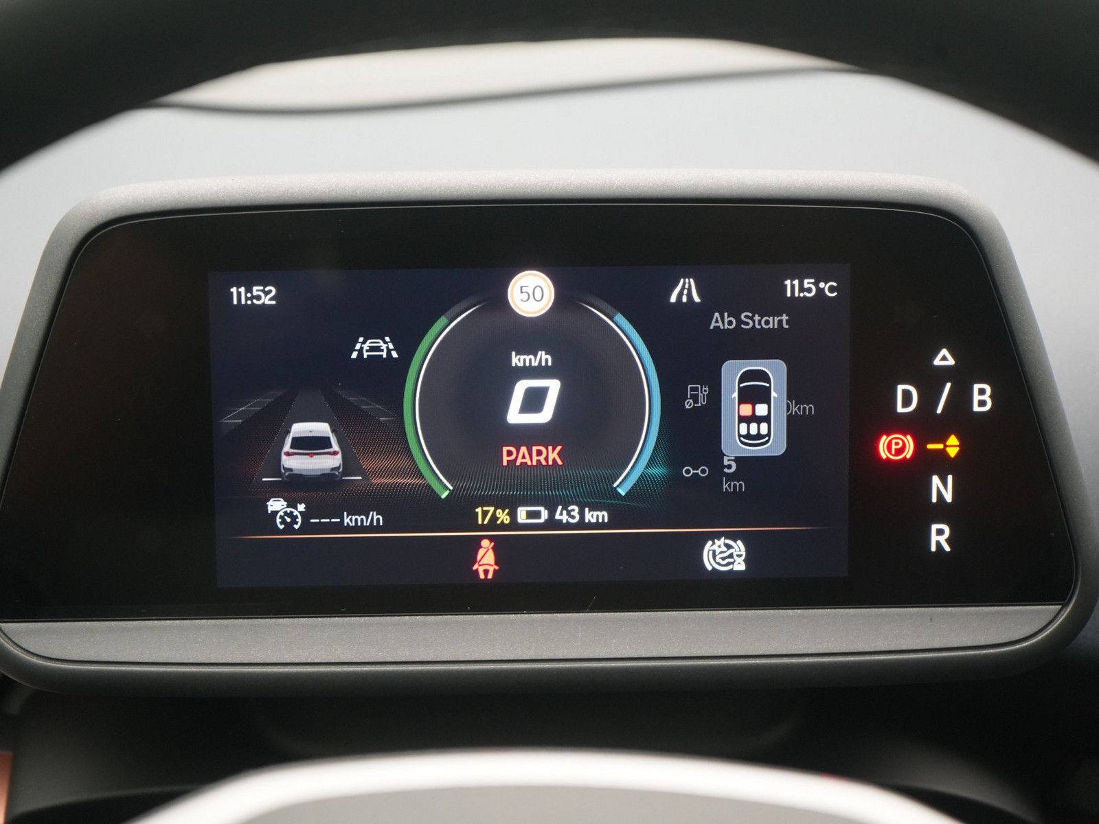 Cupra Tavascan - Bild 15