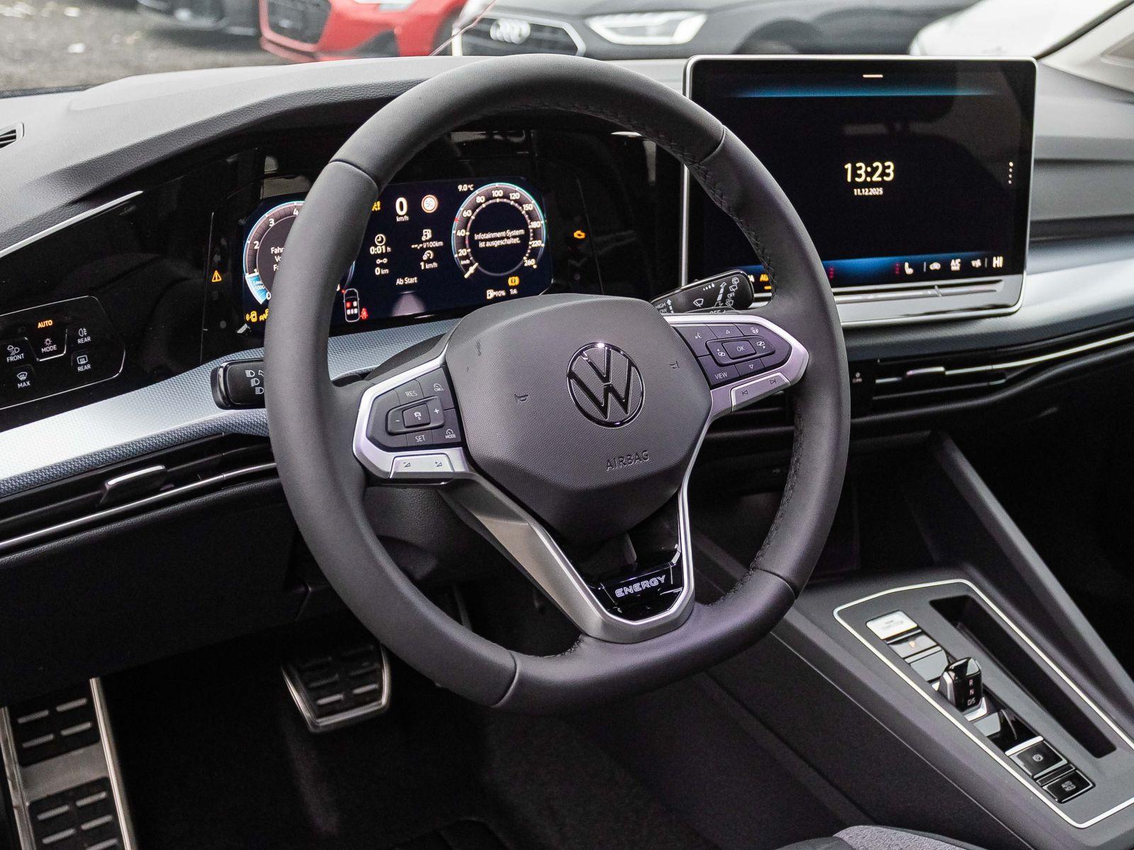 Volkswagen Golf VIII Life 1.5 eTSI DSG Navi LED ACC CarPlay, миниатюра 9