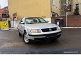 Volkswagen Passat Comfortline*TÜV05/26*Leder*Service Neu! - gebrauchte VW Passat aus dem Jahr 1999
